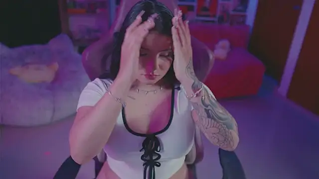 sensualkattt online show from November 2025 01:49:02 AM