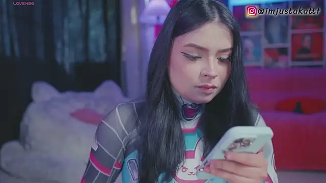 sensualkattt online show from March 2026 03:08:01 PM