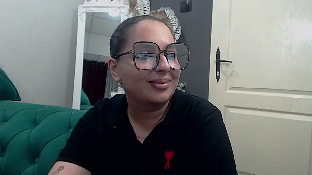 BustyAllyy online show from March 2026 02:04:02 AM