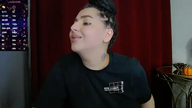 Snapshot of BustyAllyy chatting on October 2025 06:27:01 PM BustyAllyy online show from October 2025 06:27:01 PM