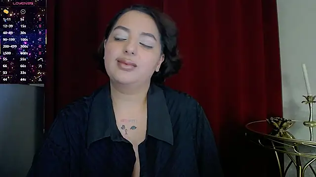 Snapshot of BustyAllyy chatting on November 2025 07:29:02 PM BustyAllyy online show from November 2025 07:29:02 PM