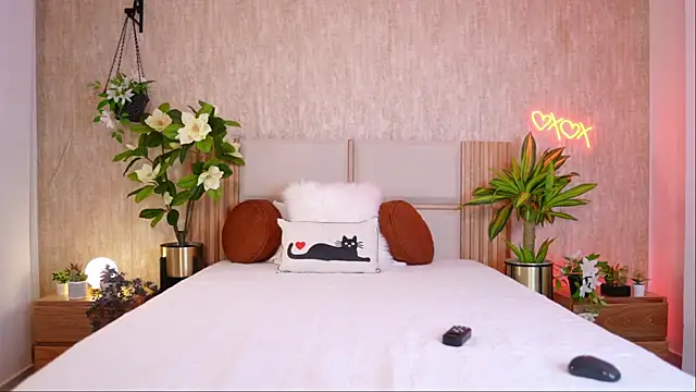 Ana Maria11 online show from October 2025 02:59:02 AM