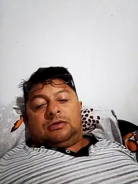 Chatlitos4879 online show from March 2026 04:46:01 AM