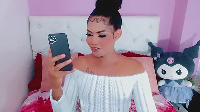 Snapshot of Amanda_bigx chatting on January 2026 05:11:02 AM Amanda bigx online show from January 2026 05:11:02 AM