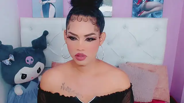 Snapshot of Amanda_bigx chatting on February 2026 05:43:01 PM Amanda bigx online show from February 2026 05:43:01 PM