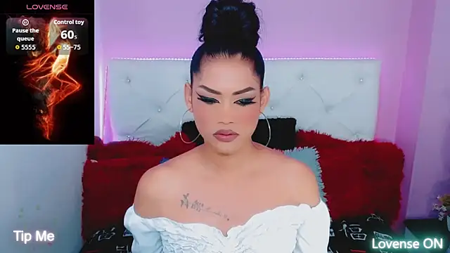 Snapshot of Amanda_bigx chatting on November 2025 05:56:02 AM Amanda bigx online show from November 2025 05:56:02 AM