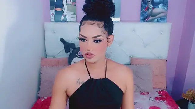 Snapshot of Amanda_bigx chatting on February 2026 04:11:02 AM Amanda bigx online show from February 2026 04:11:02 AM