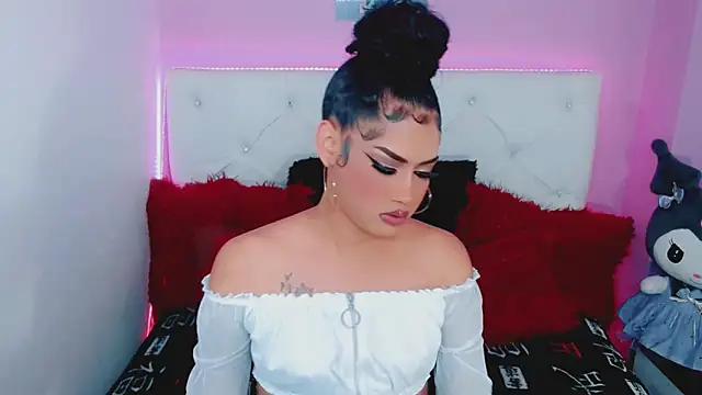 Snapshot of Amanda_bigx chatting on November 2025 05:18:02 AM Amanda bigx online show from November 2025 05:18:02 AM