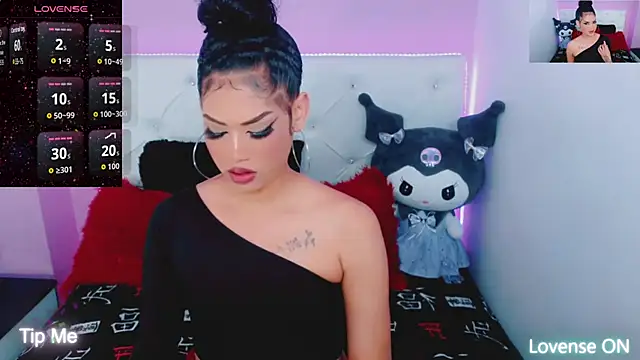 Snapshot of Amanda_bigx chatting on October 2025 04:44:01 AM Amanda bigx online show from October 2025 04:44:01 AM