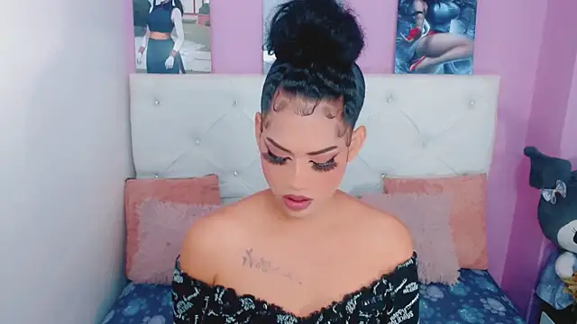 Snapshot of Amanda_bigx chatting on February 2026 04:08:02 AM Amanda bigx online show from February 2026 04:08:02 AM