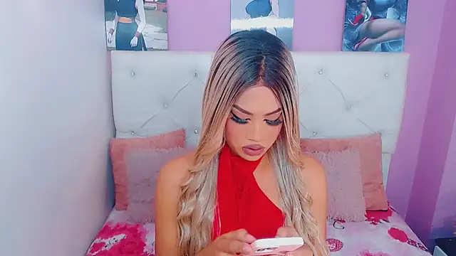 Snapshot of Amanda_bigx chatting on February 2026 04:34:01 AM Amanda bigx online show from February 2026 04:34:01 AM