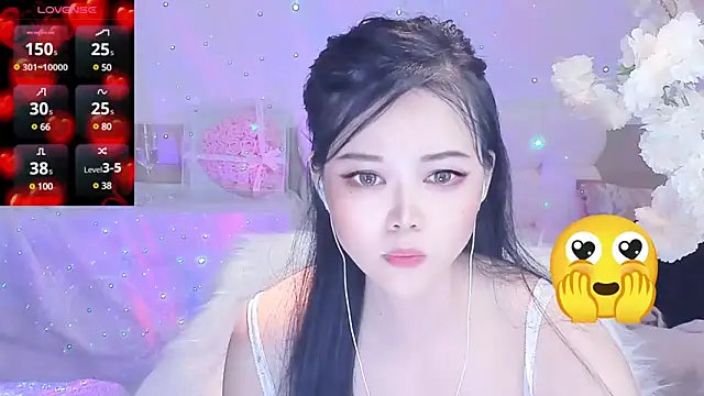 Snapshot of lilies-sweet chatting on March 2025 12:45:01 PM lilies-sweet online show from March 2025 12:45:01 PM