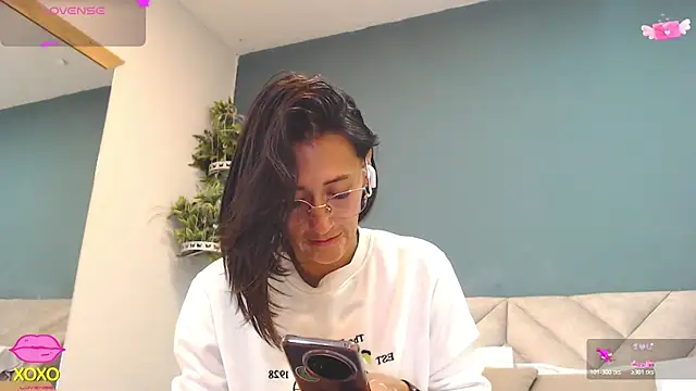 SharisWillian online show from April 2026 03:54:02 AM