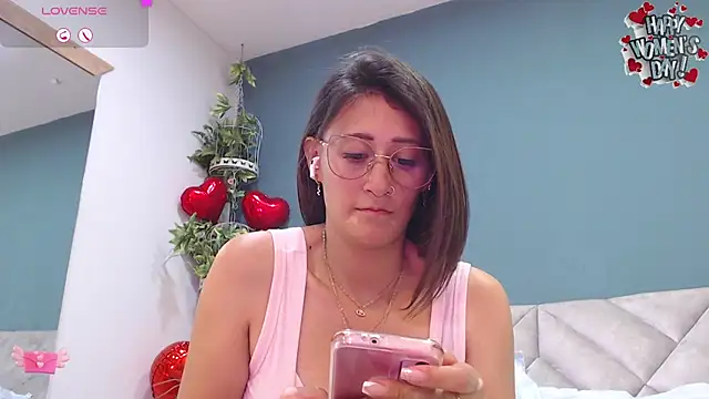 SharisWillian online show from March 2025 07:16:02 AM