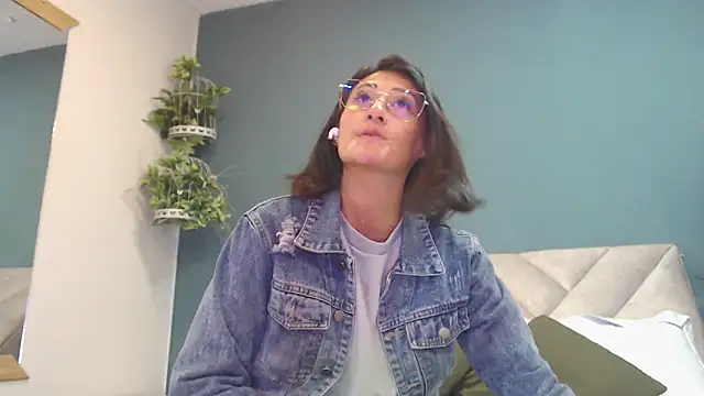 SharisWillian online show from November 2025 02:26:01 AM