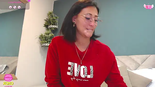 SharisWillian online show from April 2026 03:19:01 AM