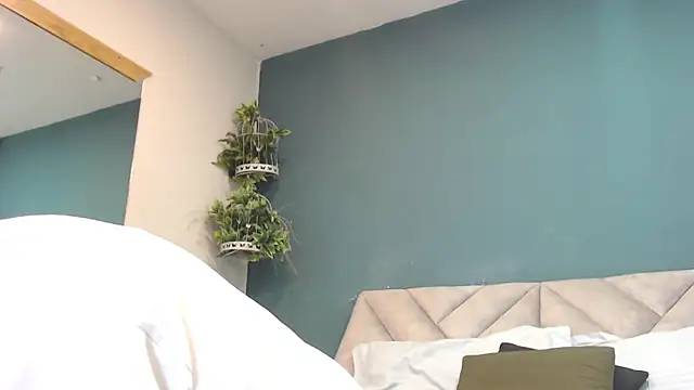 SharisWillian online show from March 2026 03:58:01 AM