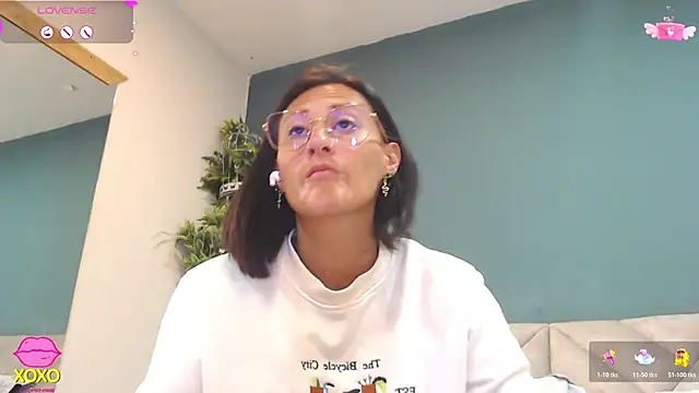 SharisWillian online show from March 2026 03:30:02 AM