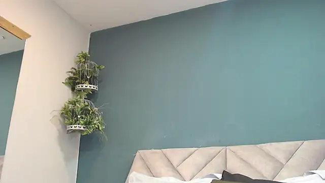 SharisWillian online show from February 2026 03:58:01 AM