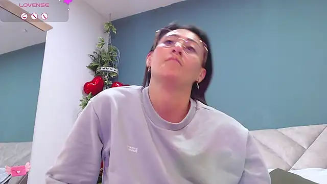 SharisWillian online show from March 2025 03:34:01 AM