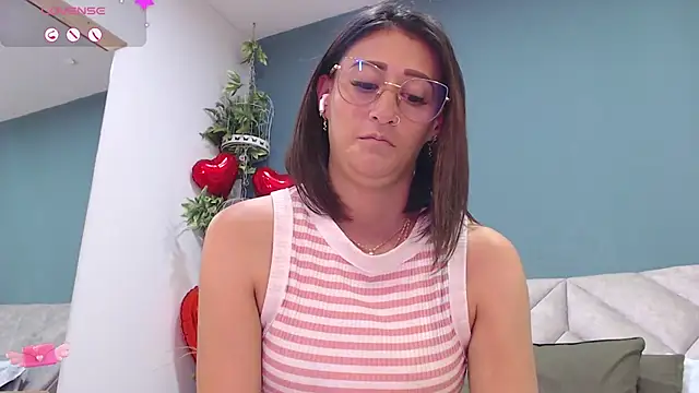 SharisWillian online show from February 2025 09:40:01 AM