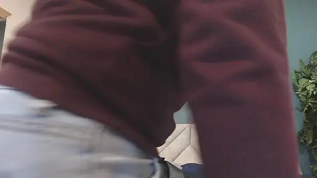 SharisWillian online show from March 2026 03:39:01 AM