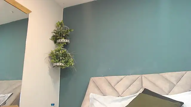 SharisWillian online show from February 2026 03:39:01 AM