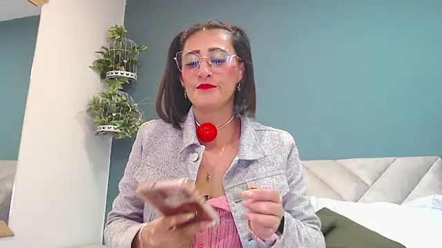 SharisWillian online show from November 2025 04:30:01 AM