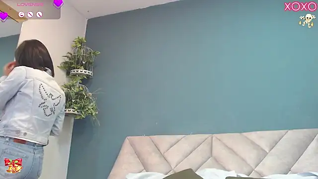 SharisWillian online show from November 2025 04:27:02 AM