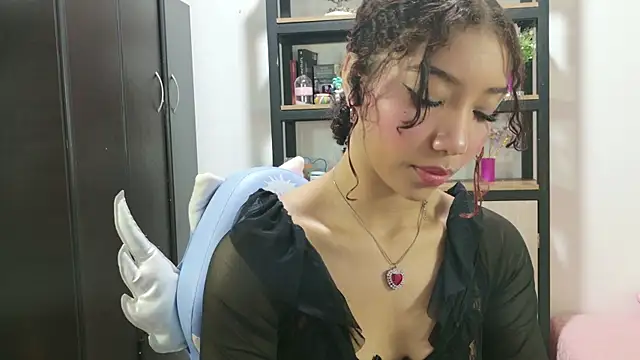 Snapshot of nya_ah chatting on March 2025 04:24:02 AM nya ah online show from March 2025 04:24:02 AM