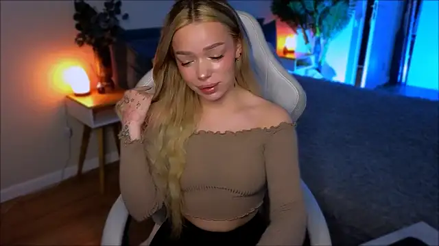 Lily Yin online show from April 2026 05:47:01 AM