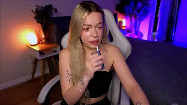 Lily Yin online show from February 2026 05:51:01 AM