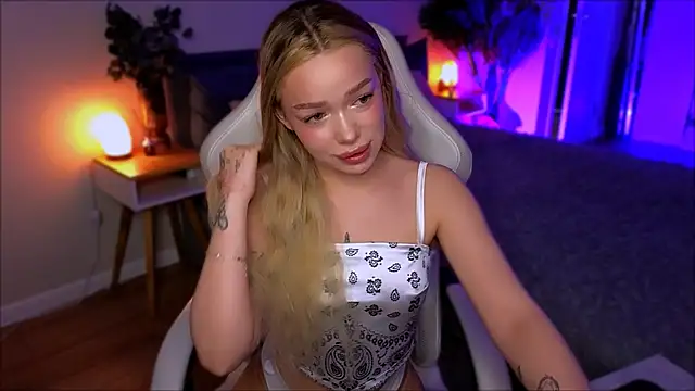 Lily Yin online show from April 2026 05:37:01 AM