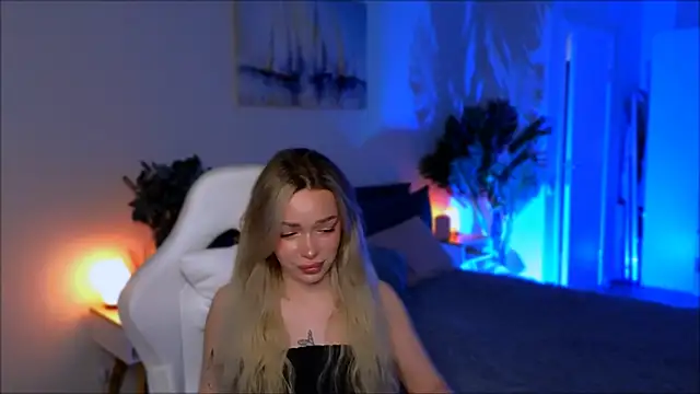 Lily Yin online show from February 2026 06:26:01 AM