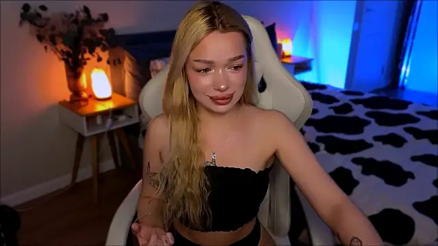 Lily Yin online show from July 2026 05:47:02 AM
