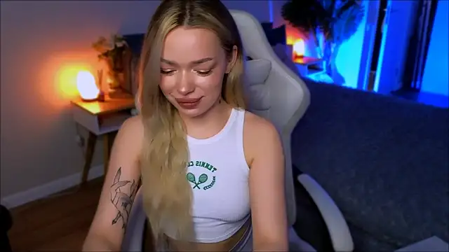 Lily Yin online show from May 2026 06:28:02 AM