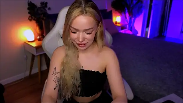 Lily Yin online show from April 2026 05:45:02 AM