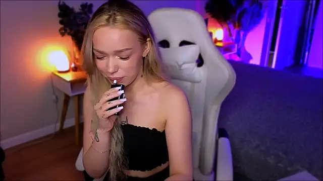 Lily Yin online show from April 2026 05:58:01 AM