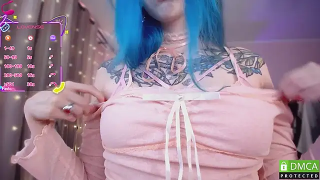 JustMeowGirl online show from November 2025 05:07:01 AM