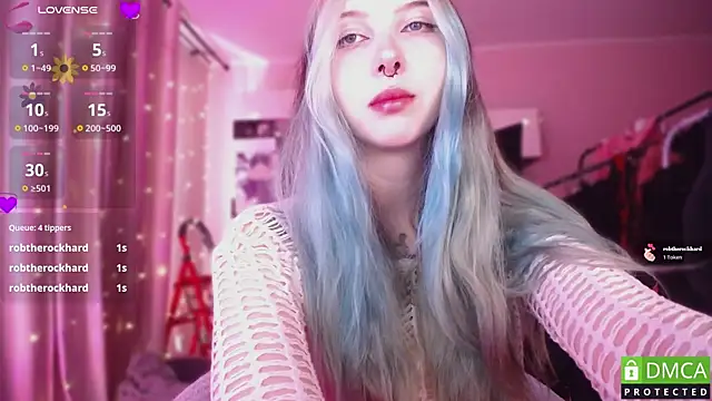 JustMeowGirl online show from May 2026 05:11:01 AM