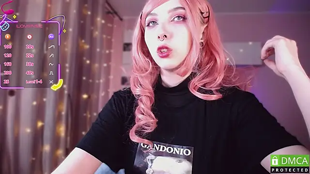 JustMeowGirl online show from October 2025 04:13:01 AM