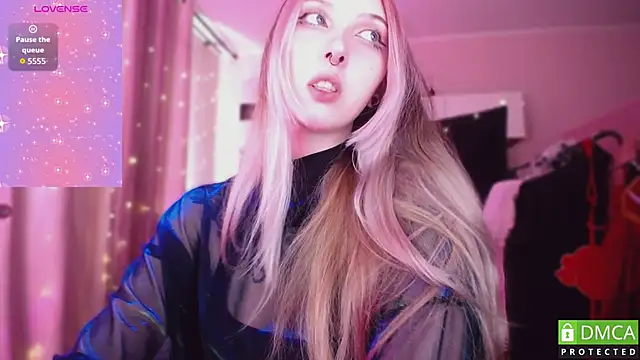 JustMeowGirl online show from June 2026 05:56:01 AM
