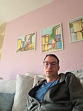 Schnubby1 online show from February 2026 12:49:02 PM