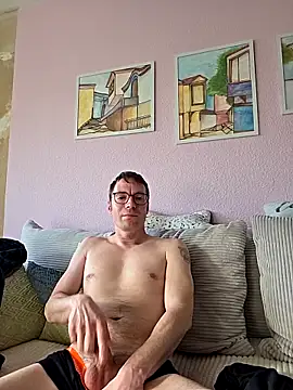 Schnubby1 online show from March 2026 03:04:01 PM