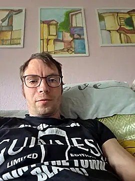Snapshot of Schnubby1 chatting on April 2026 02:41:01 PM Schnubby1 online show from April 2026 02:41:01 PM