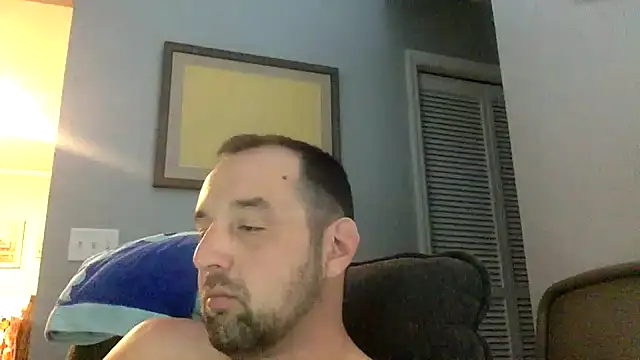 Snapshot of Kink_Master_Daddy chatting on July 2026 10:36:01 AM Kink Master Daddy online show from July 2026 10:36:01 AM