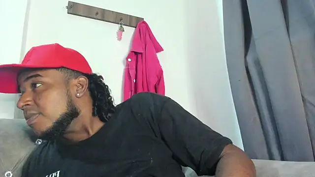 Snapshot of gavi_19cm chatting on March 2025 06:28:02 AM gavi 19cm online show from March 2025 06:28:02 AM