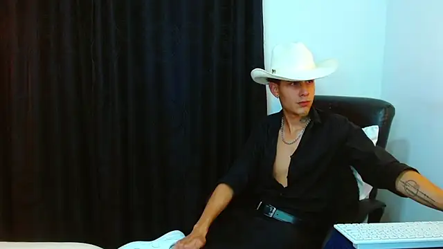 Bastiaan 28 online show from March 2026 02:22:01 AM