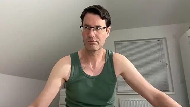 zxzx cam1 online show from April 2026 09:32:01 PM