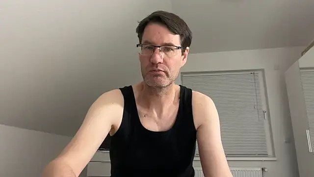 zxzx cam1 online show from April 2026 05:25:01 PM